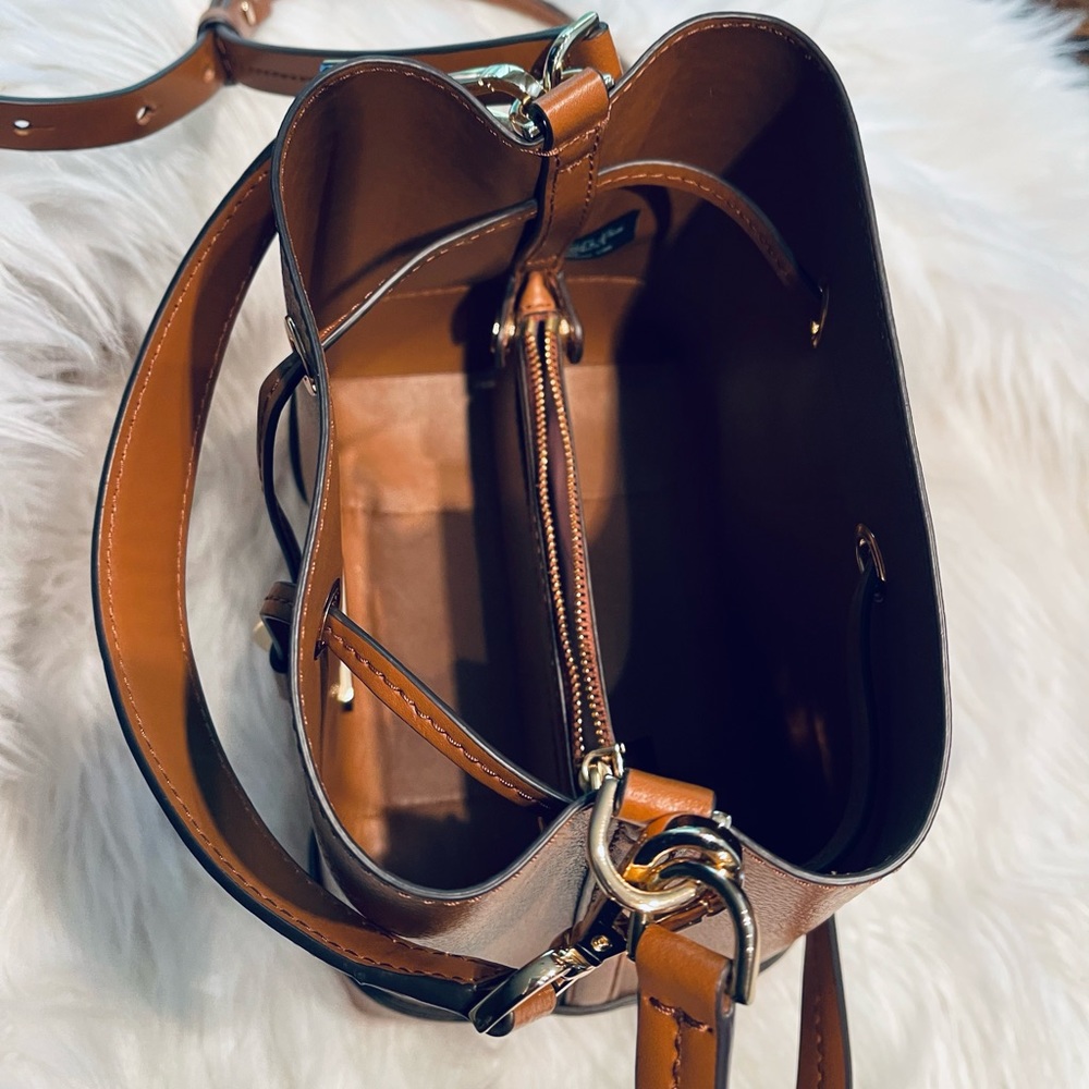MICHAEL KORS Mercer Gallery XS Convertible Bucket Crossbody Bag- Limited supply! - Picture 8 of 11